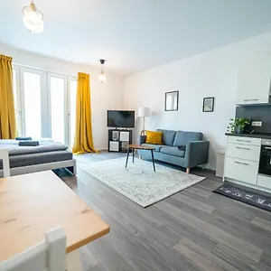 Fullhouse - - A6 - Washing Machine - Terrace - Nespresso Dresden
